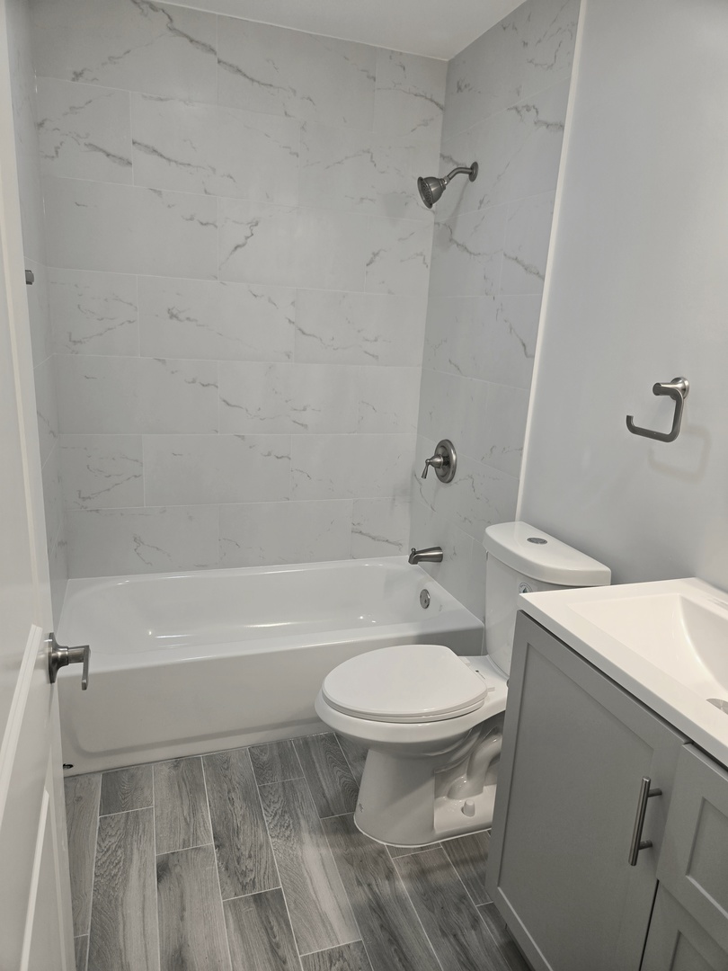 264 12th Street #A, Wheeling, IL 60090