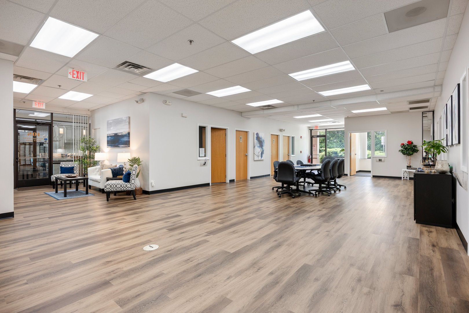 1111 Burlington Avenue #108H, Lisle, IL 60532