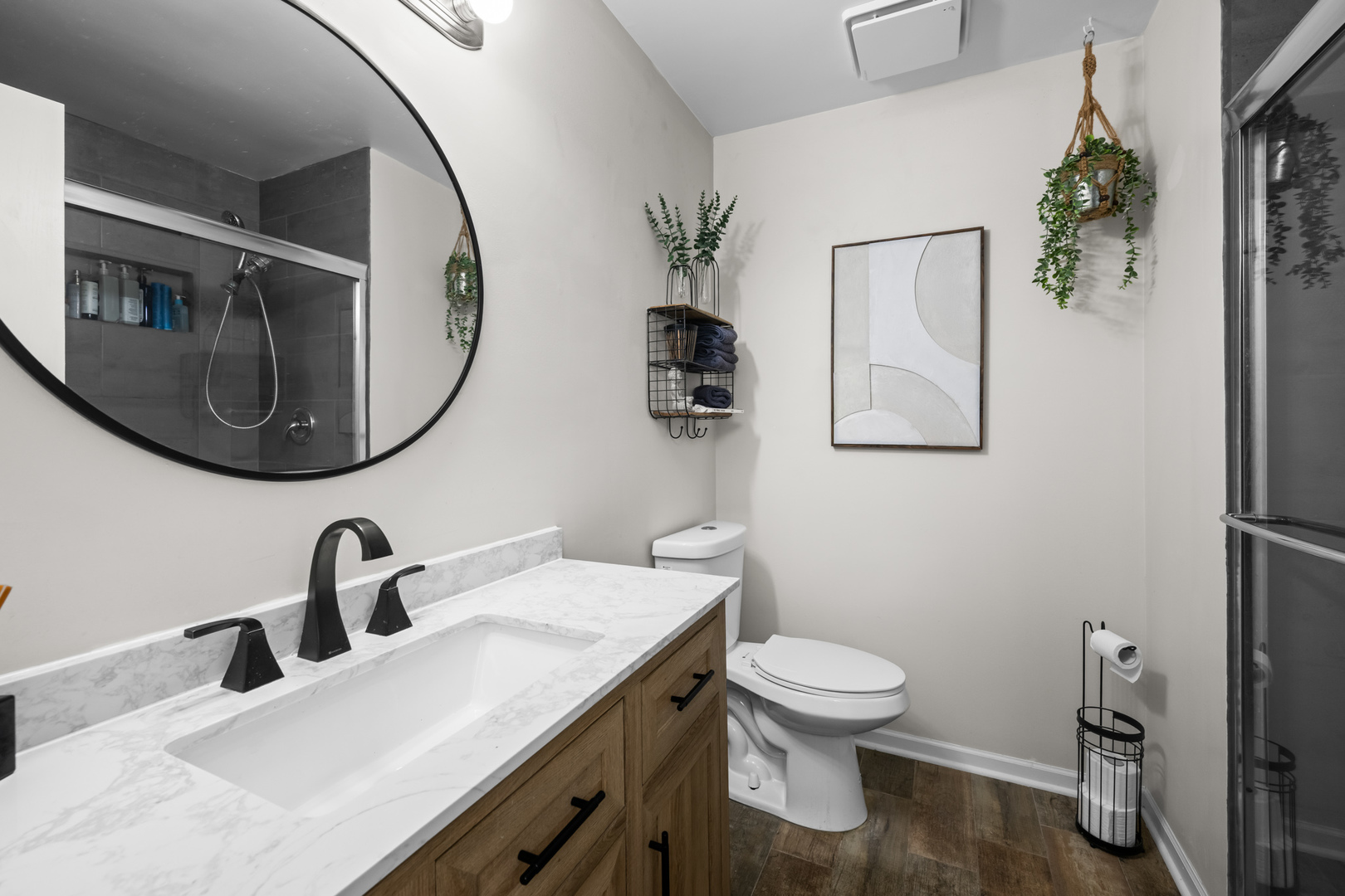 198 Camden Court #z2, Schaumburg, IL 60194