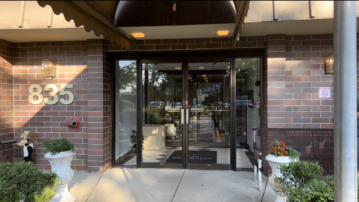 835 Pearson Street #210, Des Plaines, IL 60016