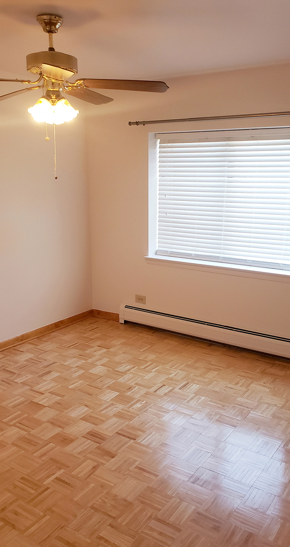 835 Pearson Street #210, Des Plaines, IL 60016