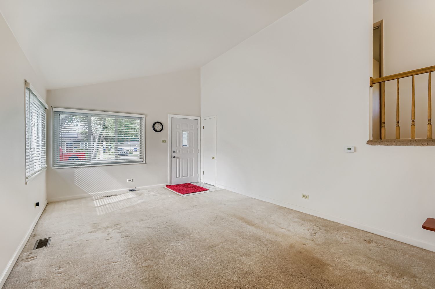 739 N 2nd Avenue, Villa Park, IL 60181