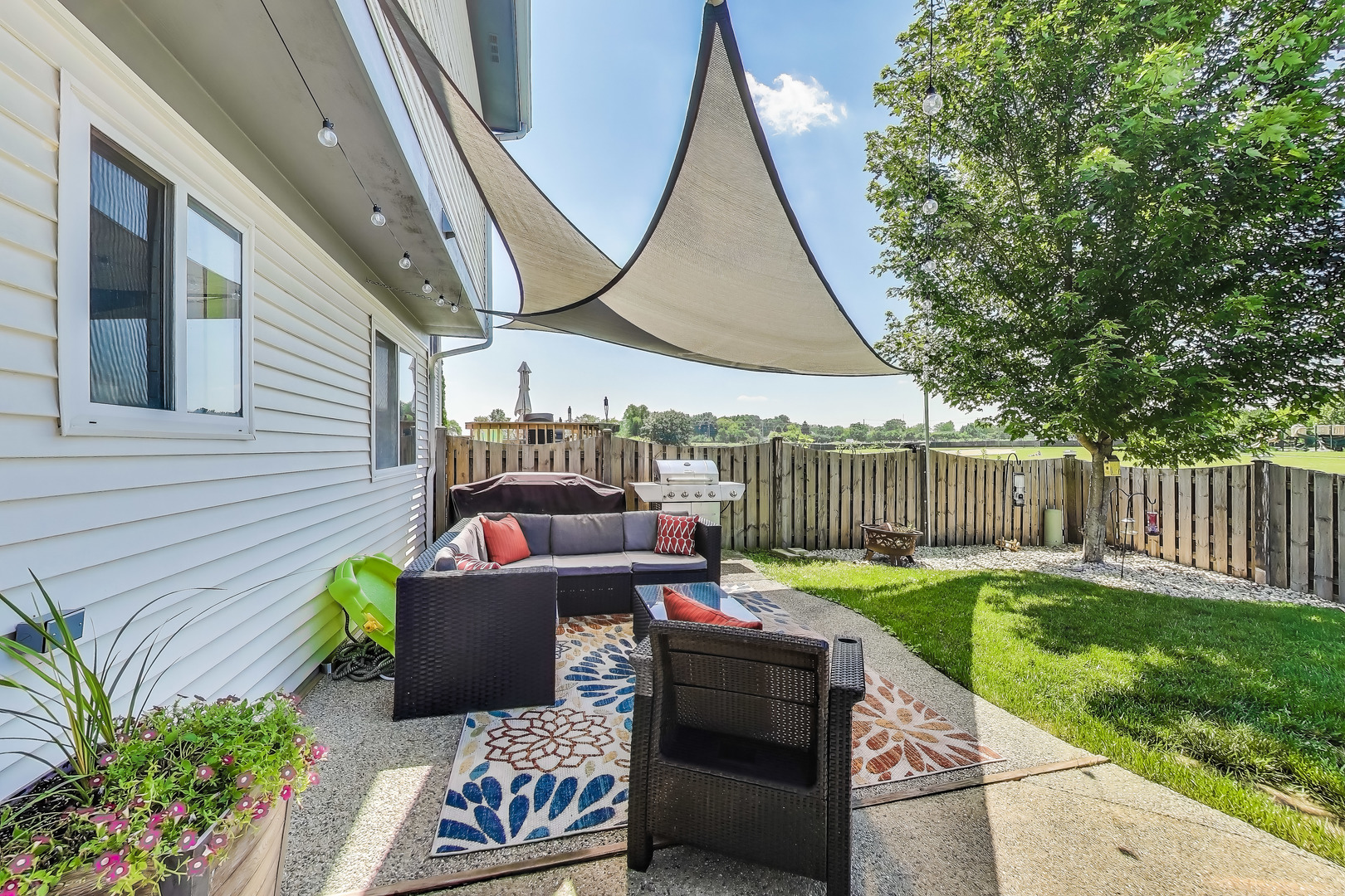 2354 Scott Court, Round Lake Beach, IL 60073