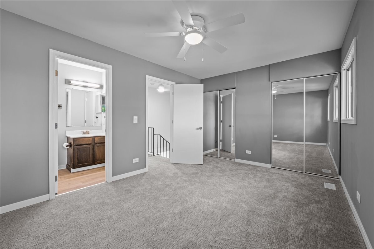 765 Clearwood Court, Aurora, IL 60504
