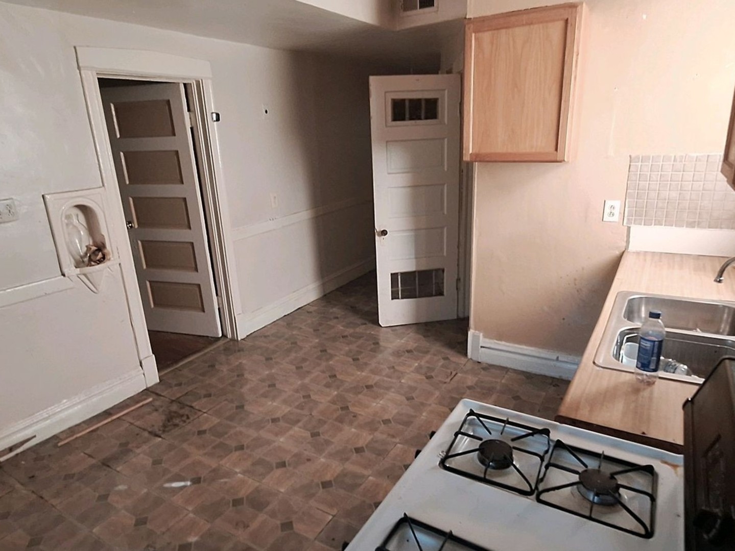 4432 W Maypole Avenue, Chicago, IL 60624