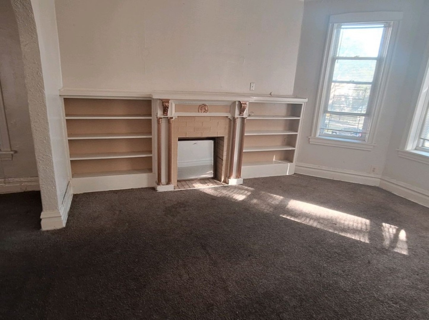 4432 W Maypole Avenue, Chicago, IL 60624