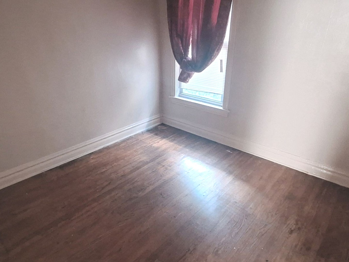 4432 W Maypole Avenue, Chicago, IL 60624