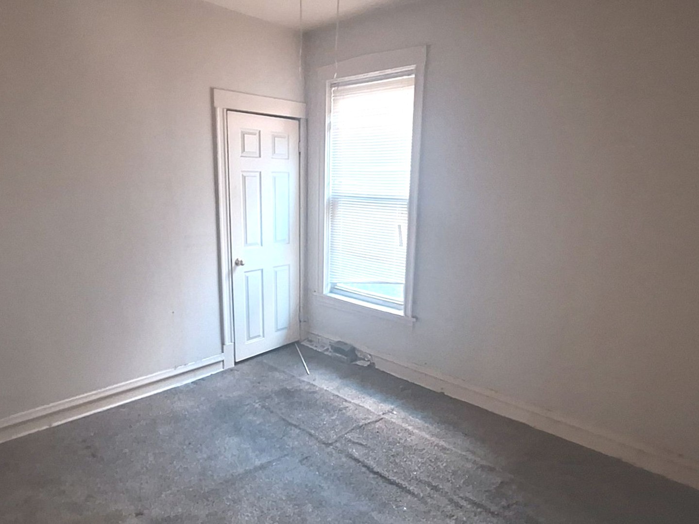 4432 W Maypole Avenue, Chicago, IL 60624