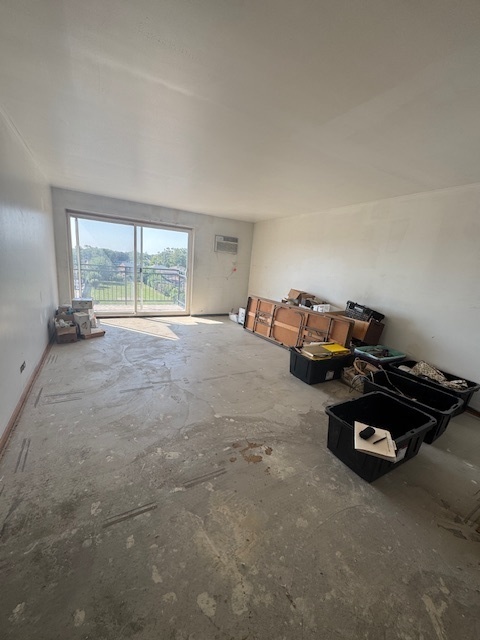 7229 W Higgins Avenue #505, Chicago, IL 60656