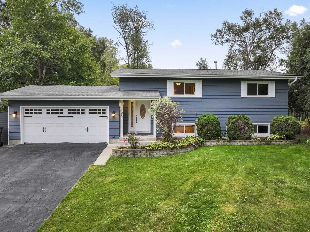 103 S Seebert Street, Cary, IL 60013