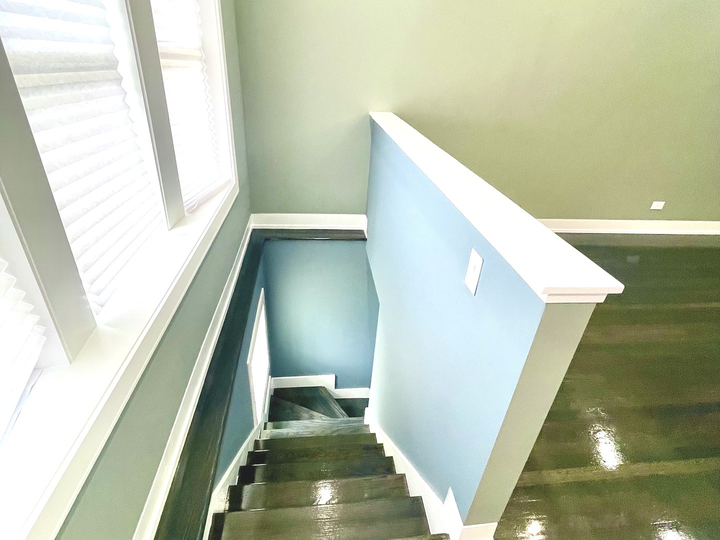 7042 S Eberhart Avenue, Chicago, IL 60637