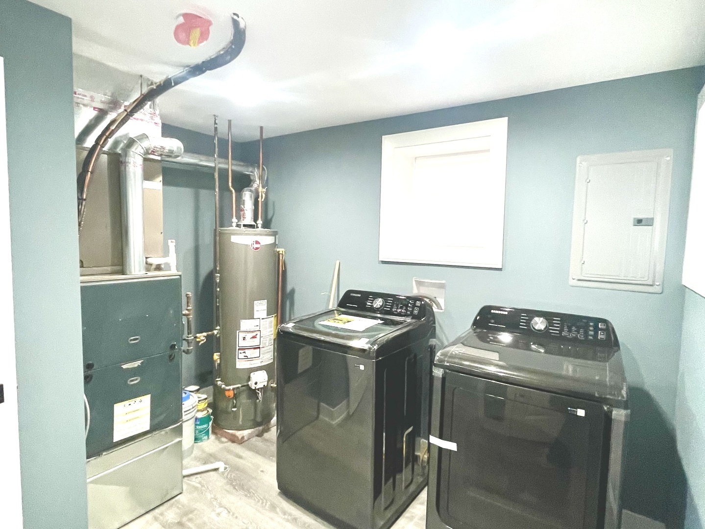 7042 S Eberhart Avenue, Chicago, IL 60637