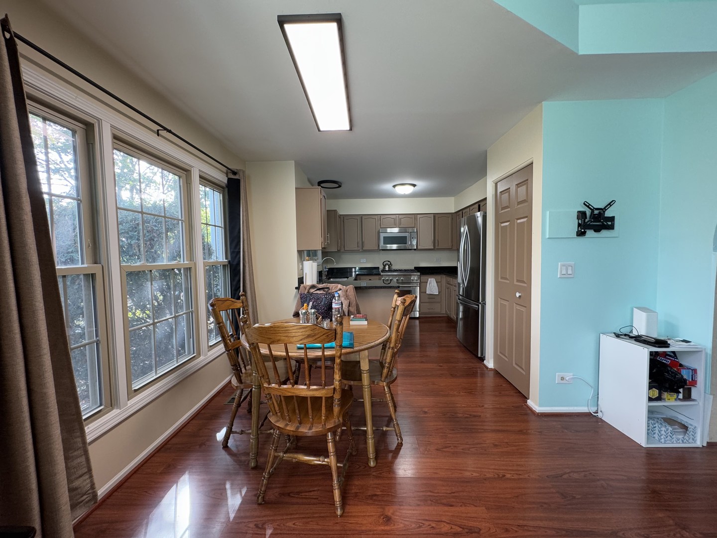 1519 Acorn Court, Wheeling, IL 60090