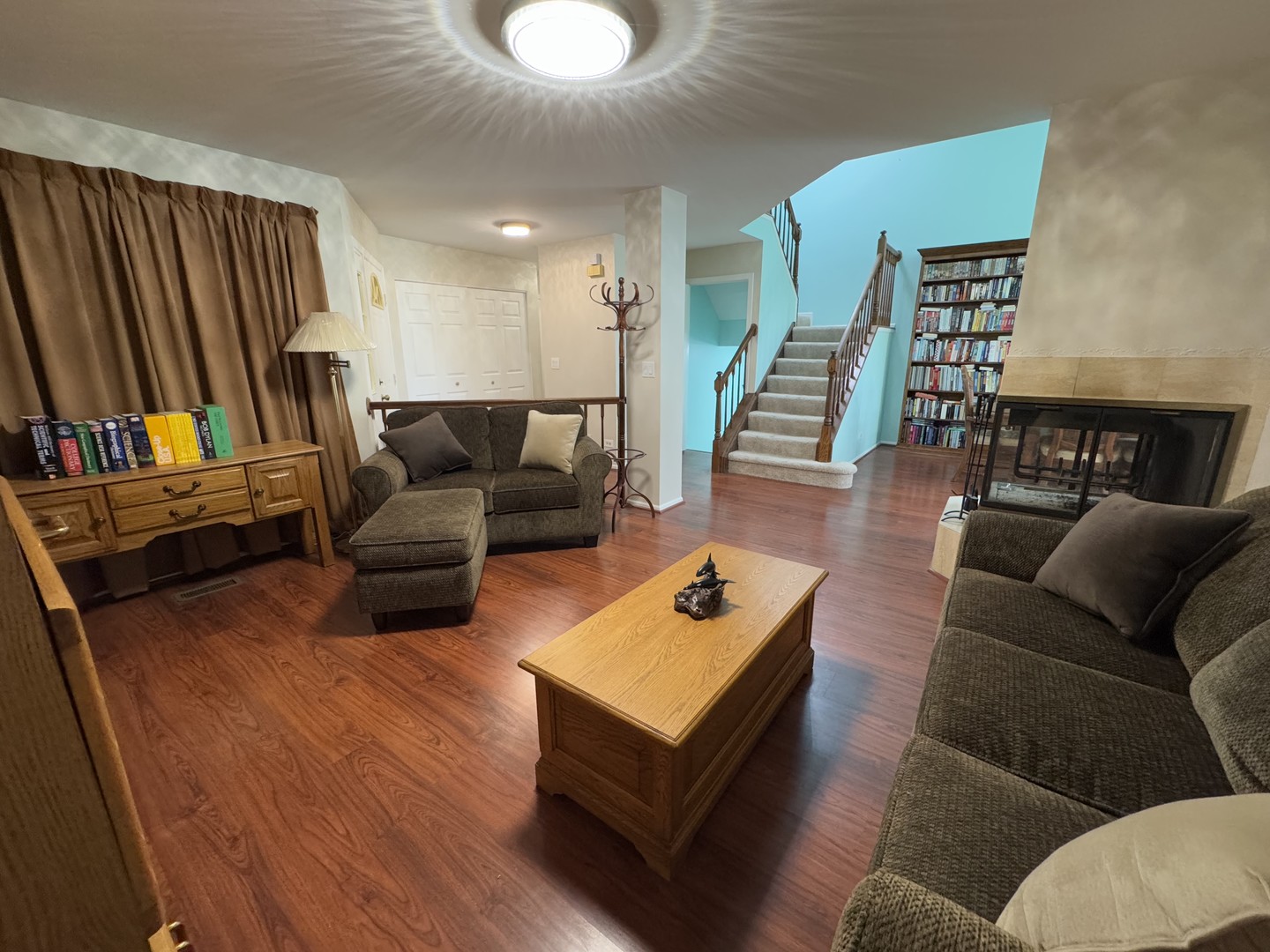 1519 Acorn Court, Wheeling, IL 60090