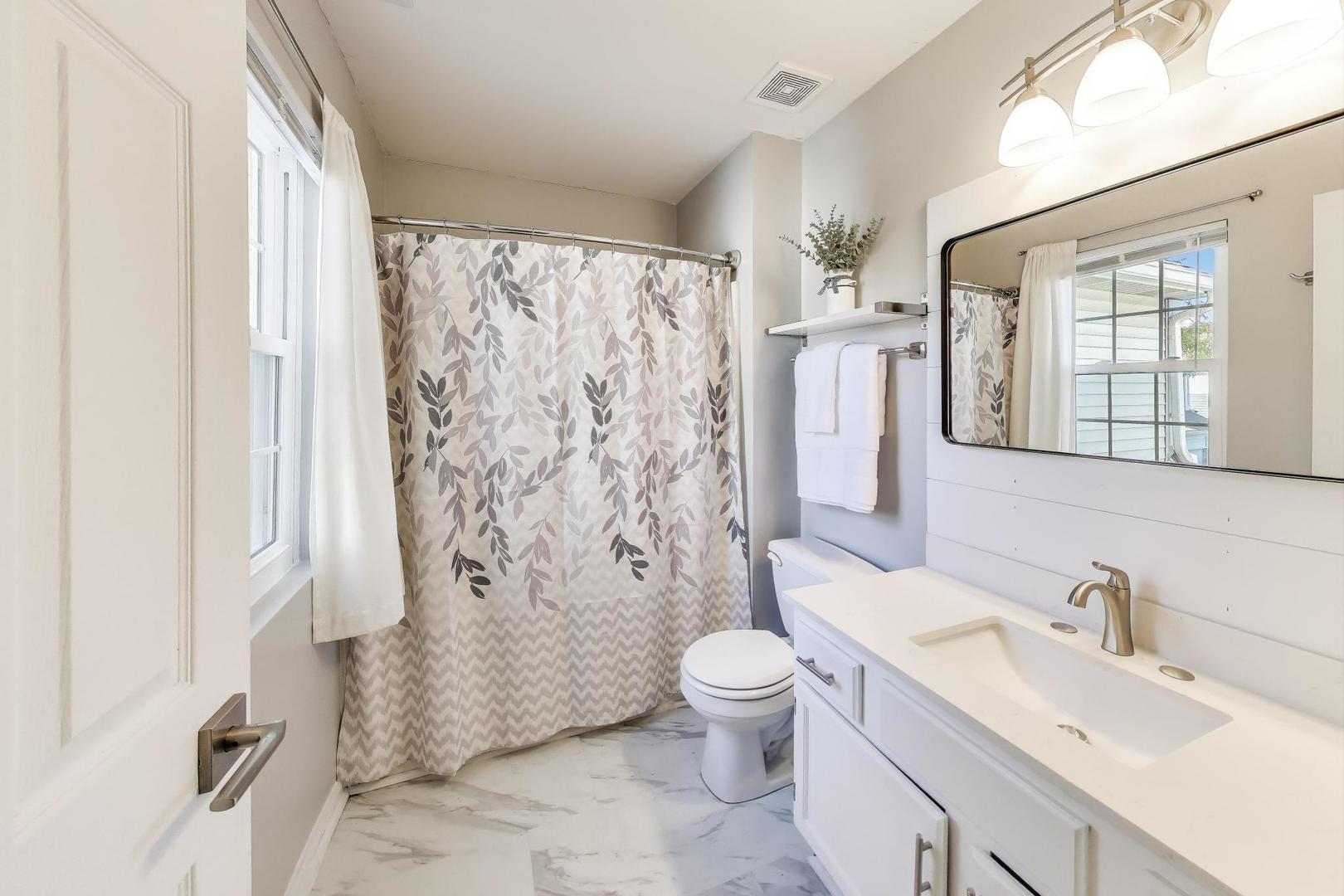 8315 Sierra Woods Lane, Carpentersville, IL 60110