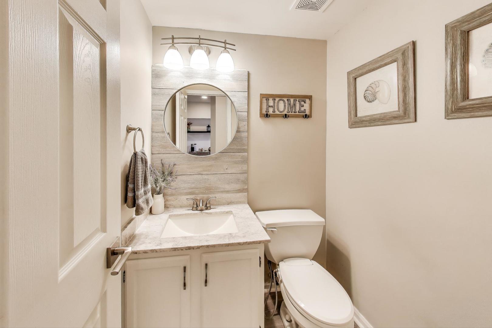 8315 Sierra Woods Lane, Carpentersville, IL 60110