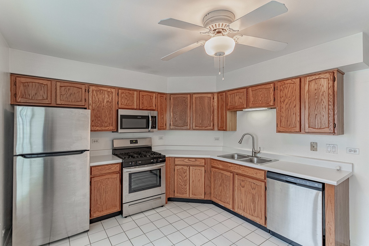 1278 Clare Court #0, Carol Stream, IL 60188