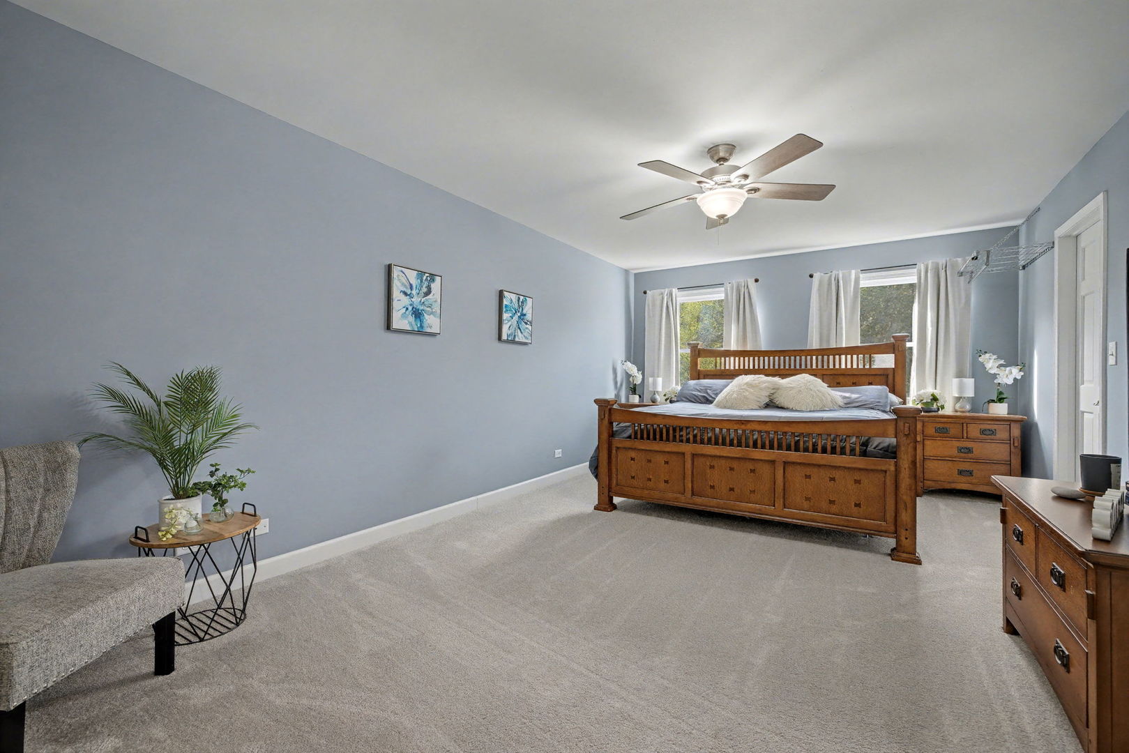 409 Fawn Drive, Oswego, IL 60543