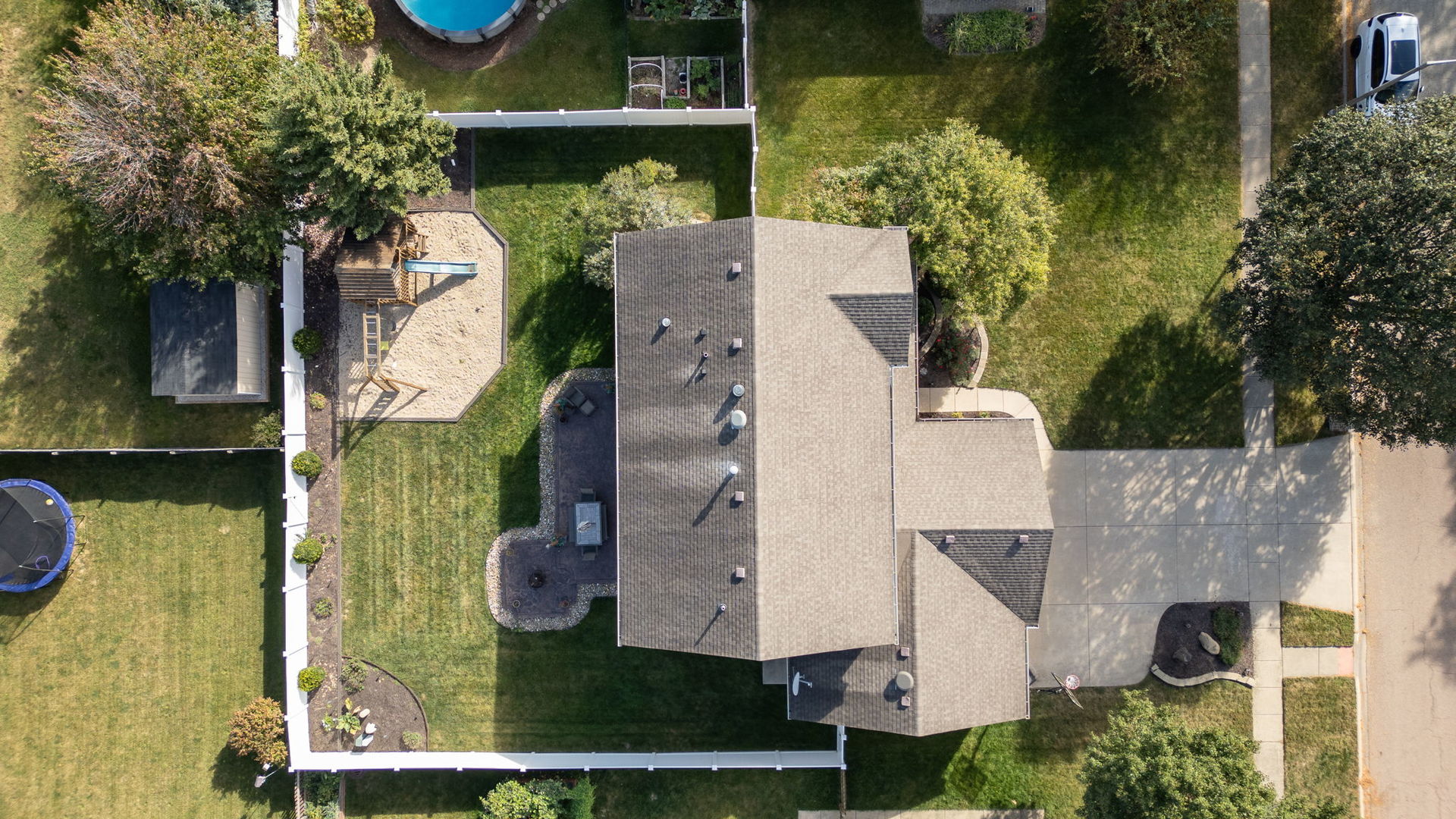 409 Fawn Drive, Oswego, IL 60543