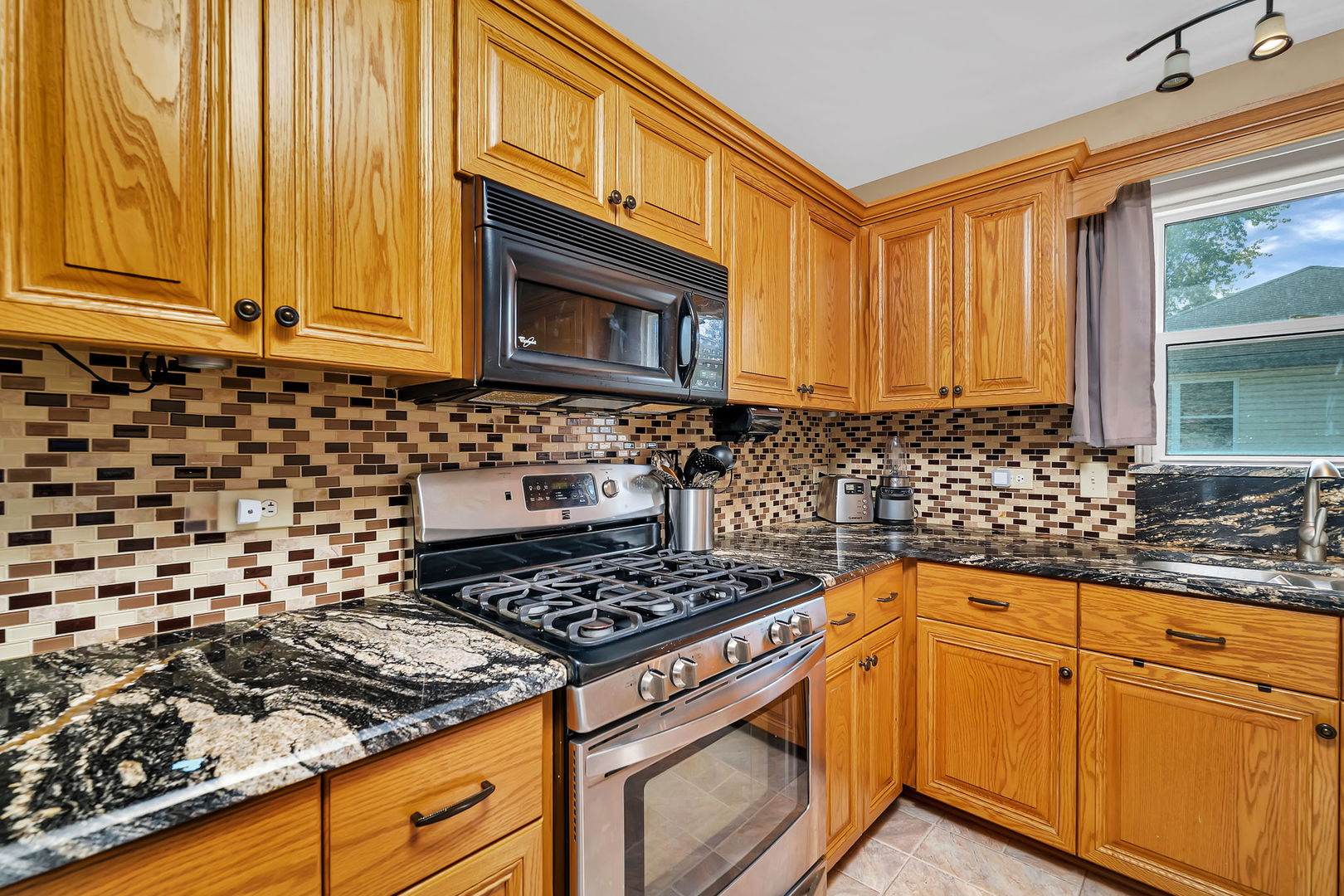 894 Meadowbrook Road, Elwood, IL 60421