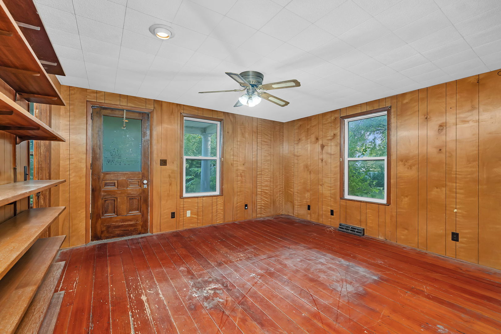 1636 N 4012th Road, Earlville, IL 60518