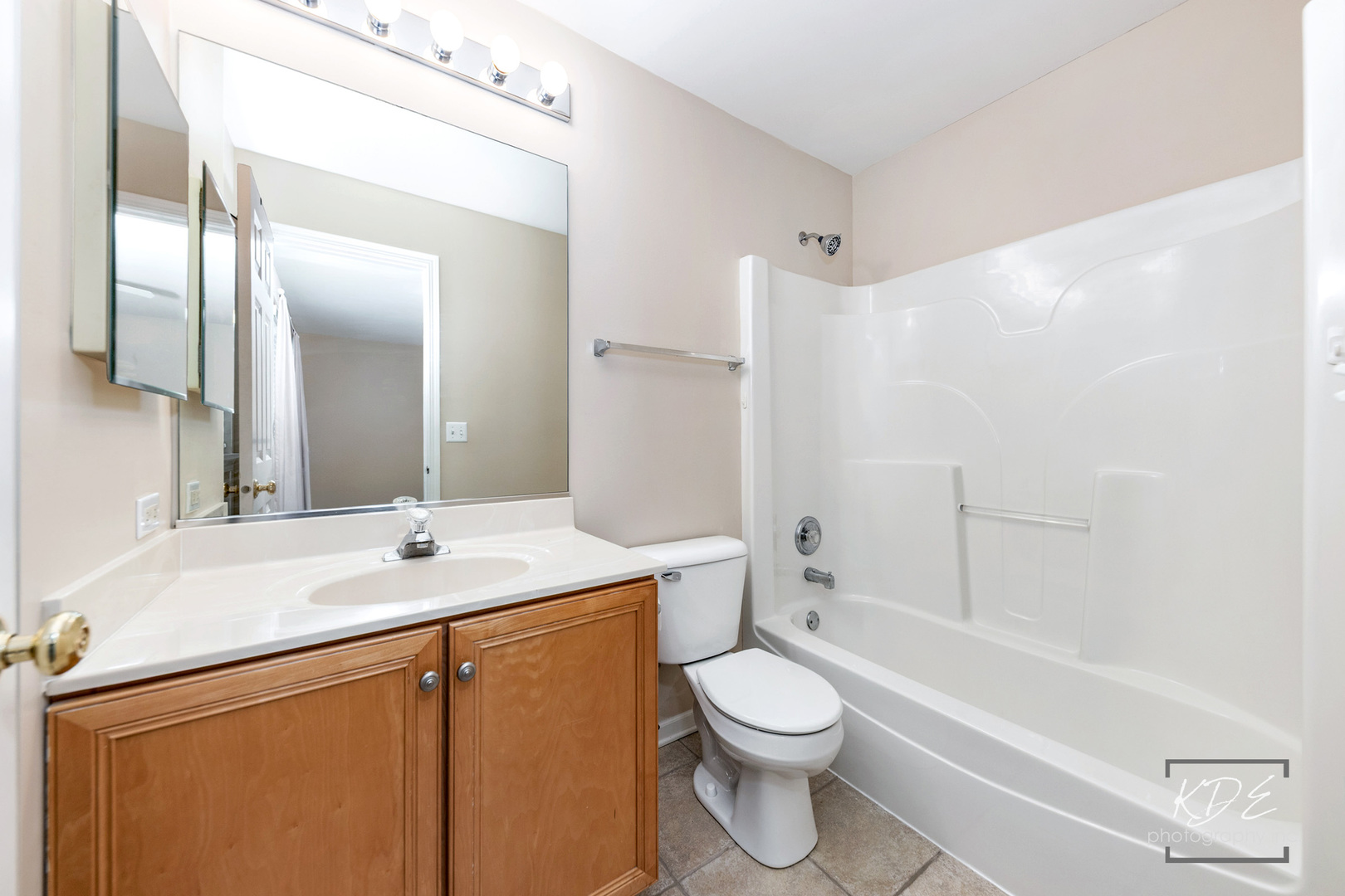 0S044 Lee Court, Winfield, IL 60190