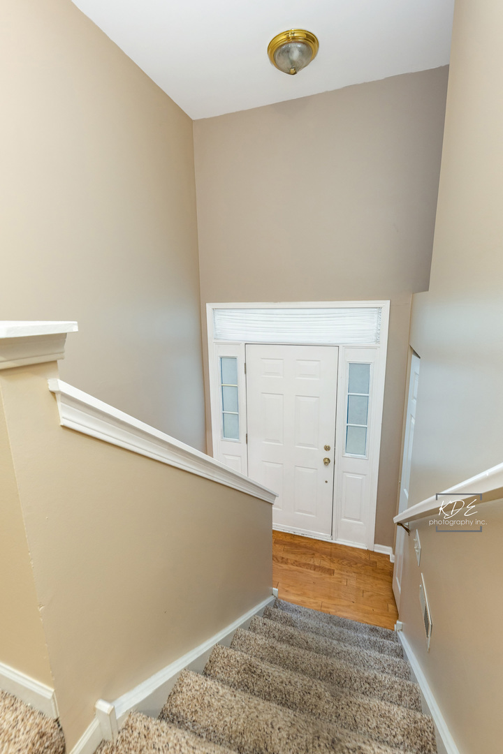 0S044 Lee Court, Winfield, IL 60190