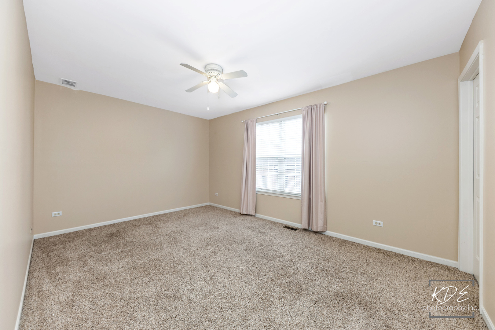 0S044 Lee Court, Winfield, IL 60190