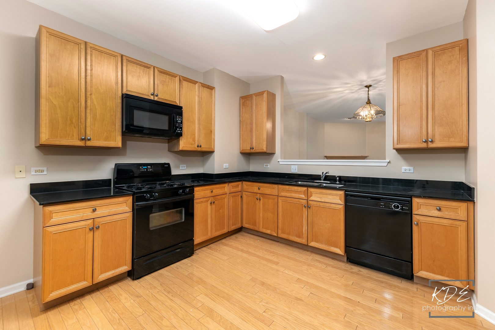 0S044 Lee Court, Winfield, IL 60190