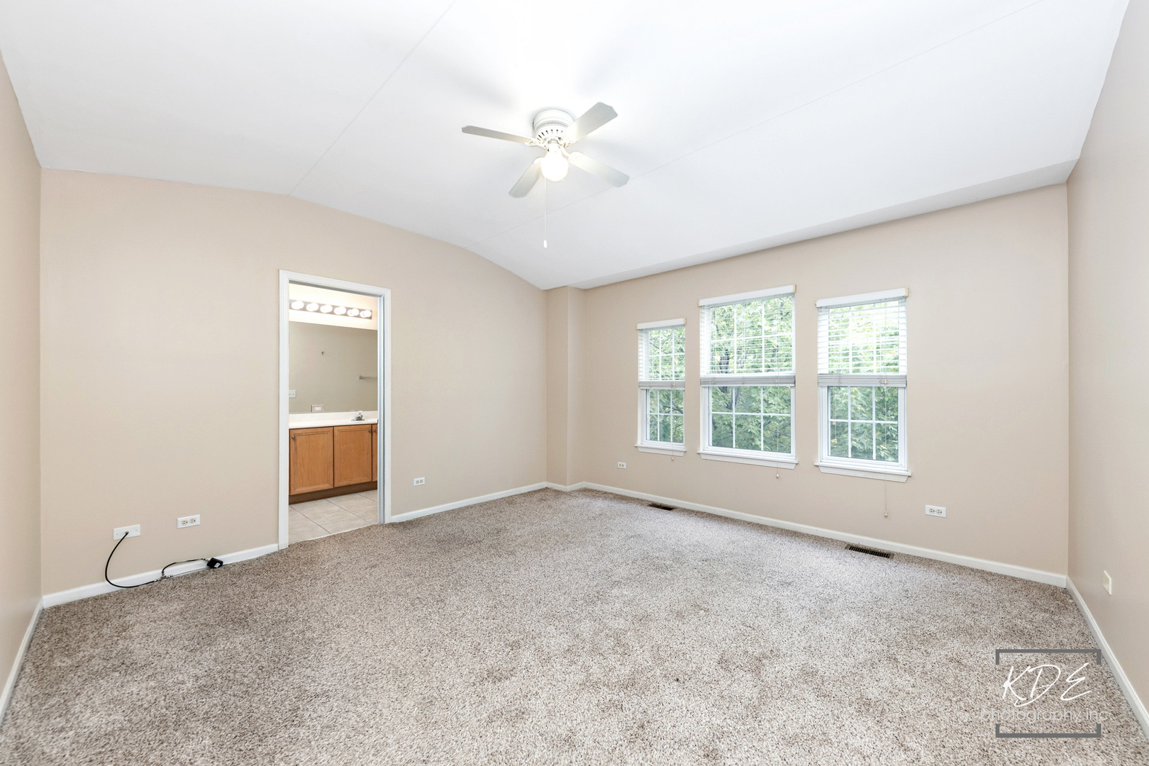 0S044 Lee Court, Winfield, IL 60190