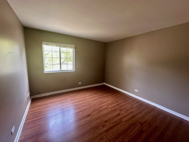 312 BUNKER HILL Circle, Aurora, IL 60504