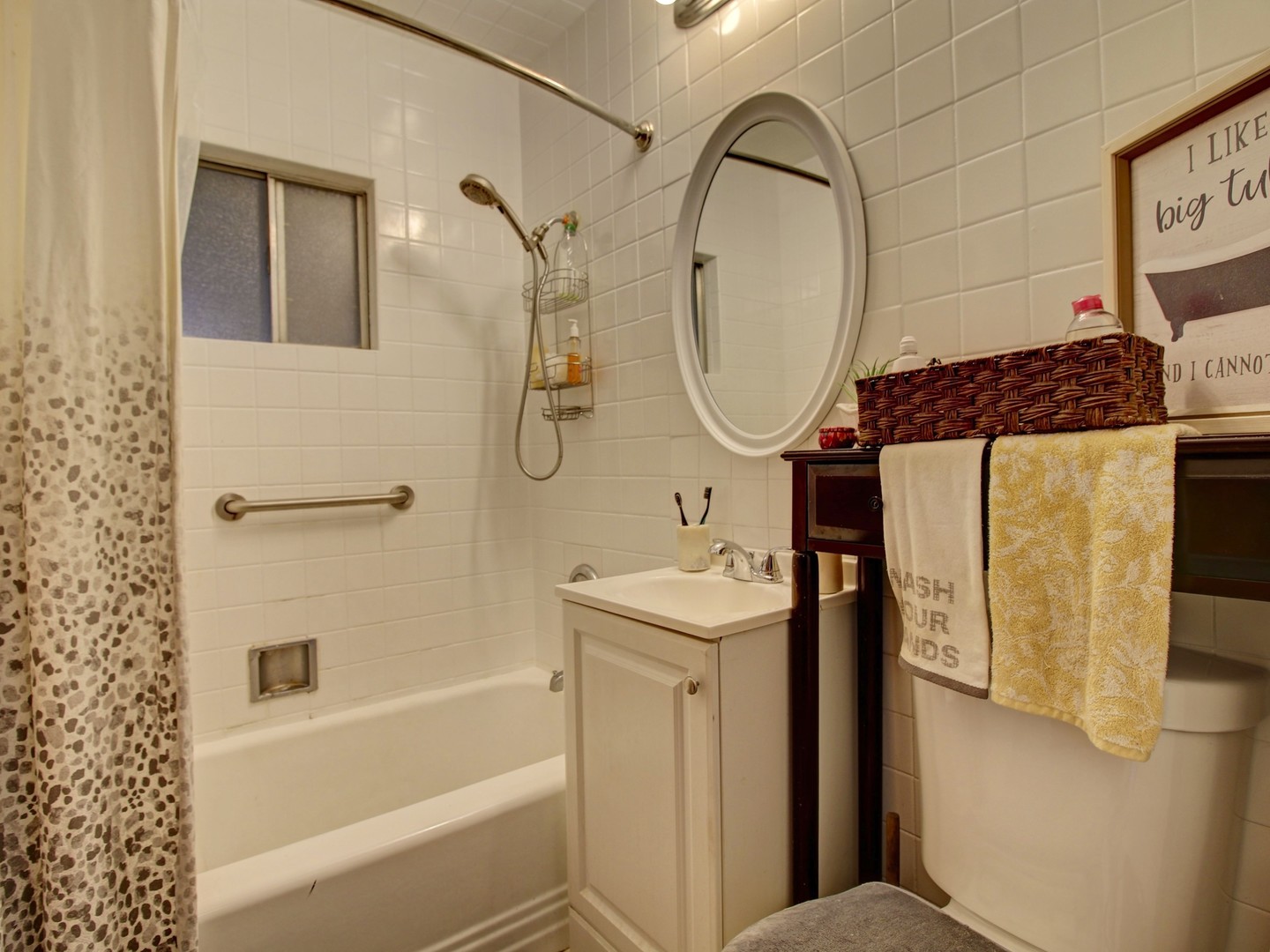 305 S Adams Street, Westmont, IL 60559