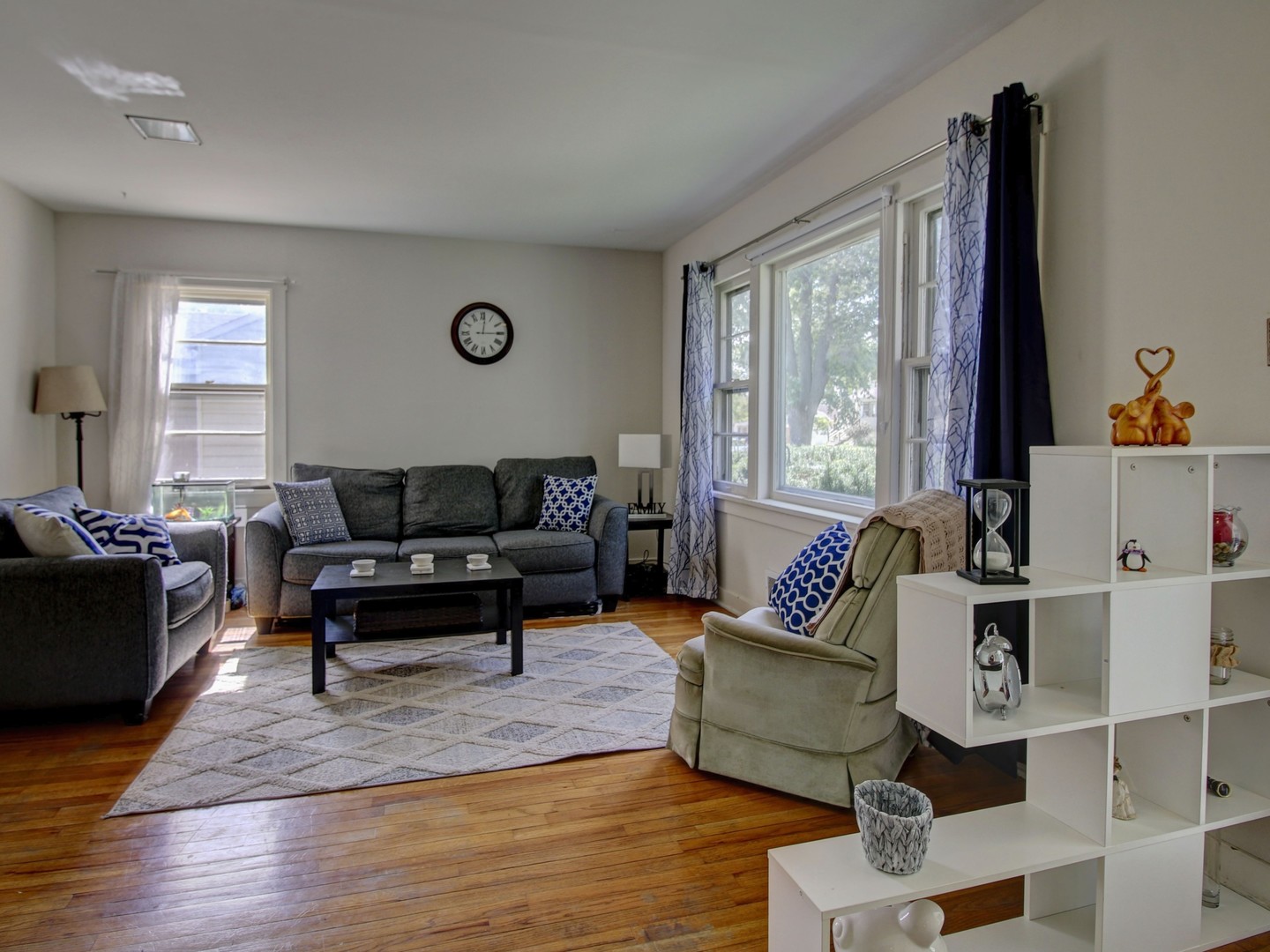 305 S Adams Street, Westmont, IL 60559