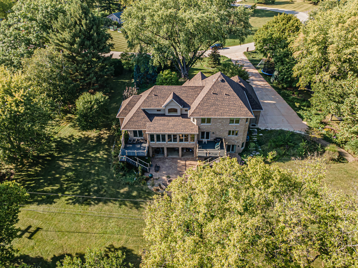 114 Riverview Court, Oswego, IL 60543