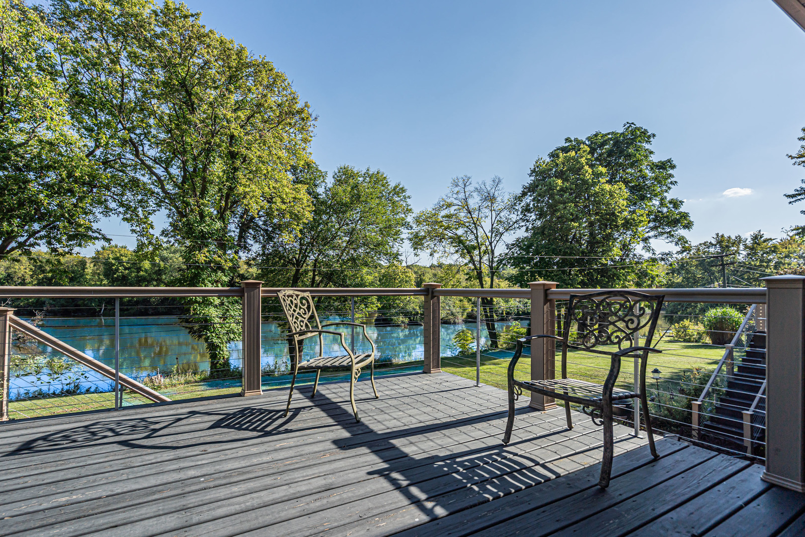 114 Riverview Court, Oswego, IL 60543