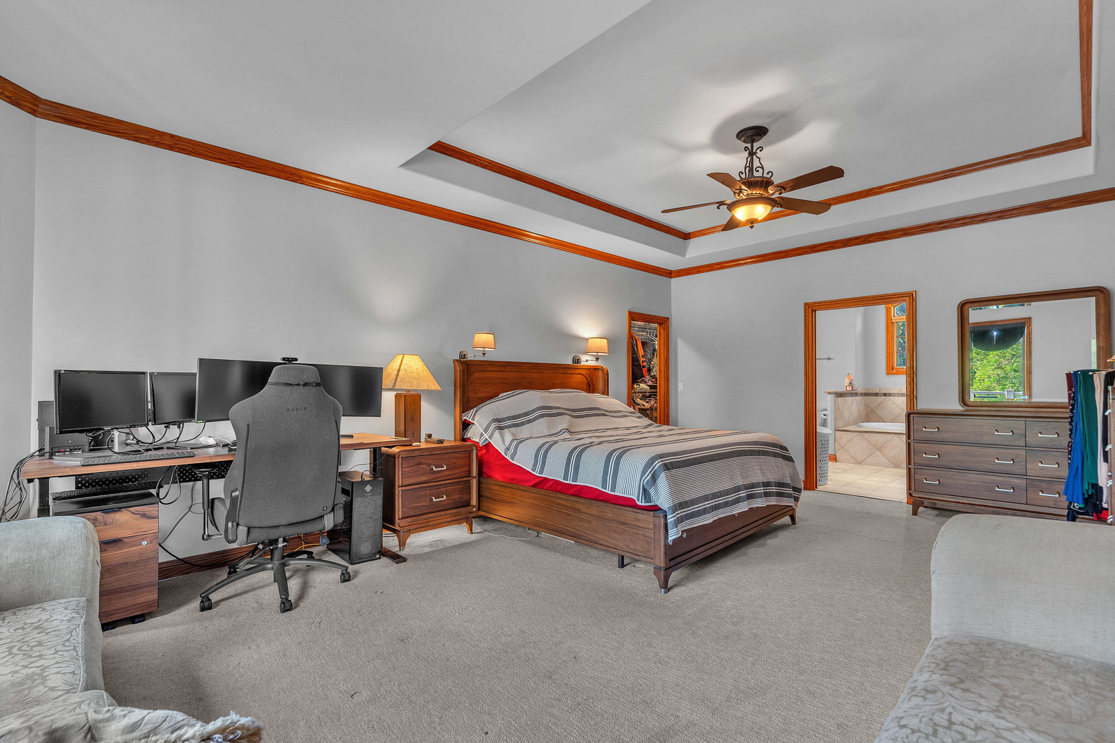 114 Riverview Court, Oswego, IL 60543