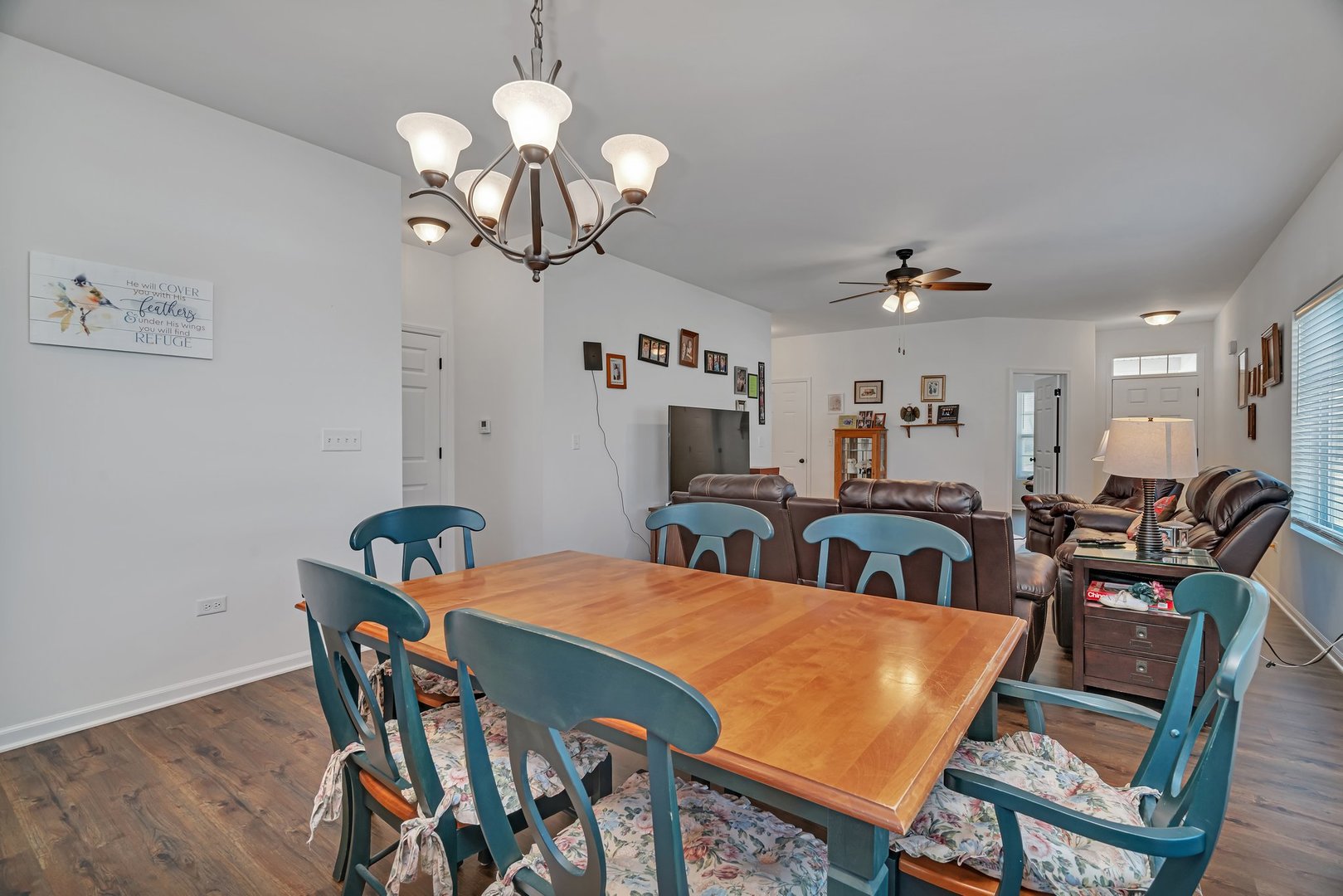 25626 S Geraldine Court, Channahon, IL 60410