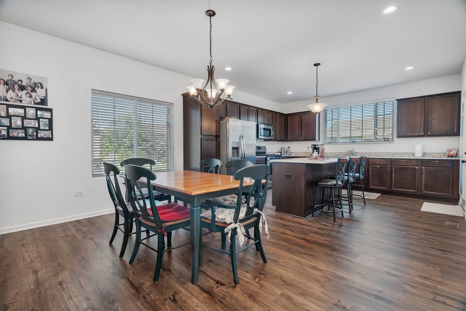 25626 S Geraldine Court, Channahon, IL 60410