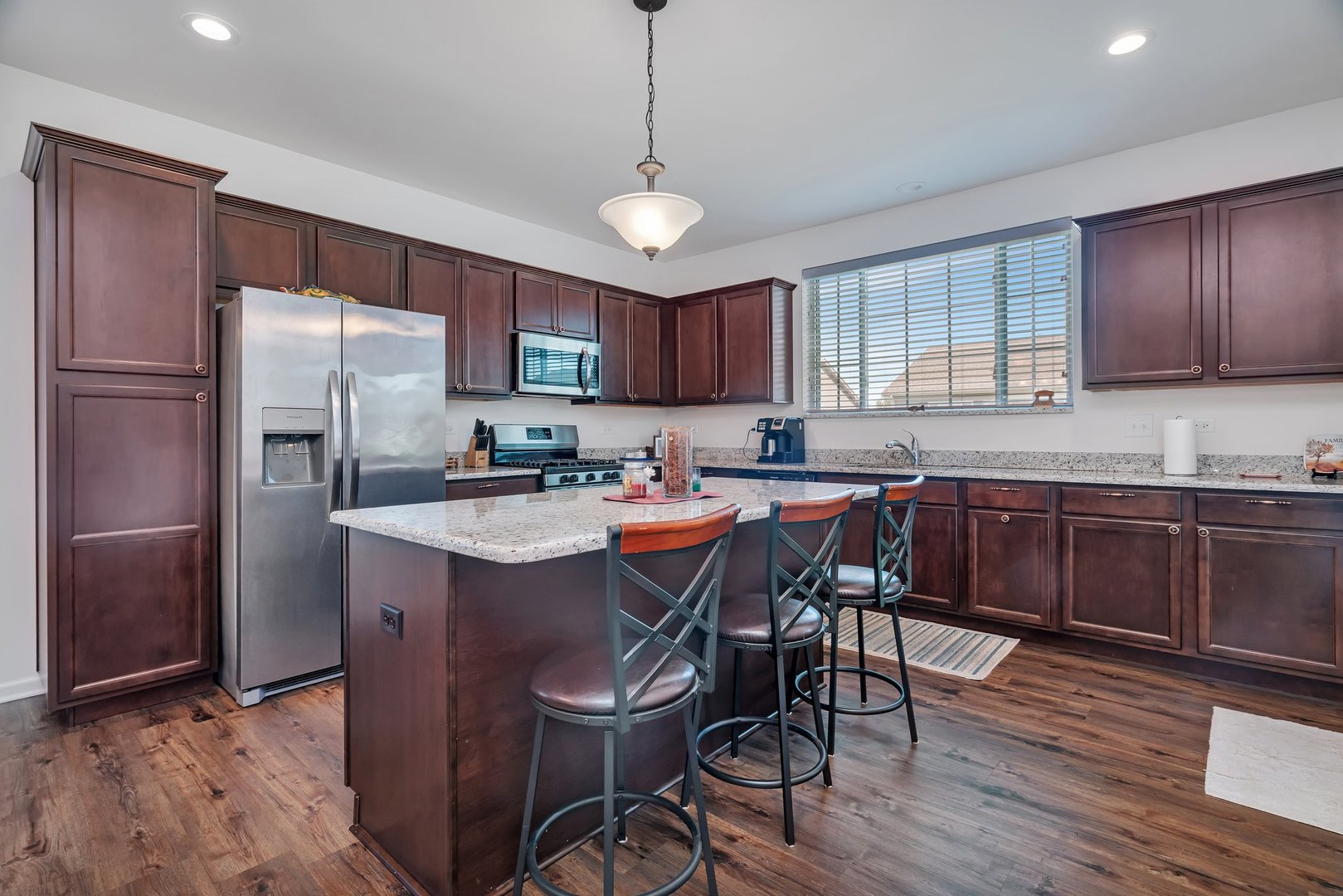 25626 S Geraldine Court, Channahon, IL 60410