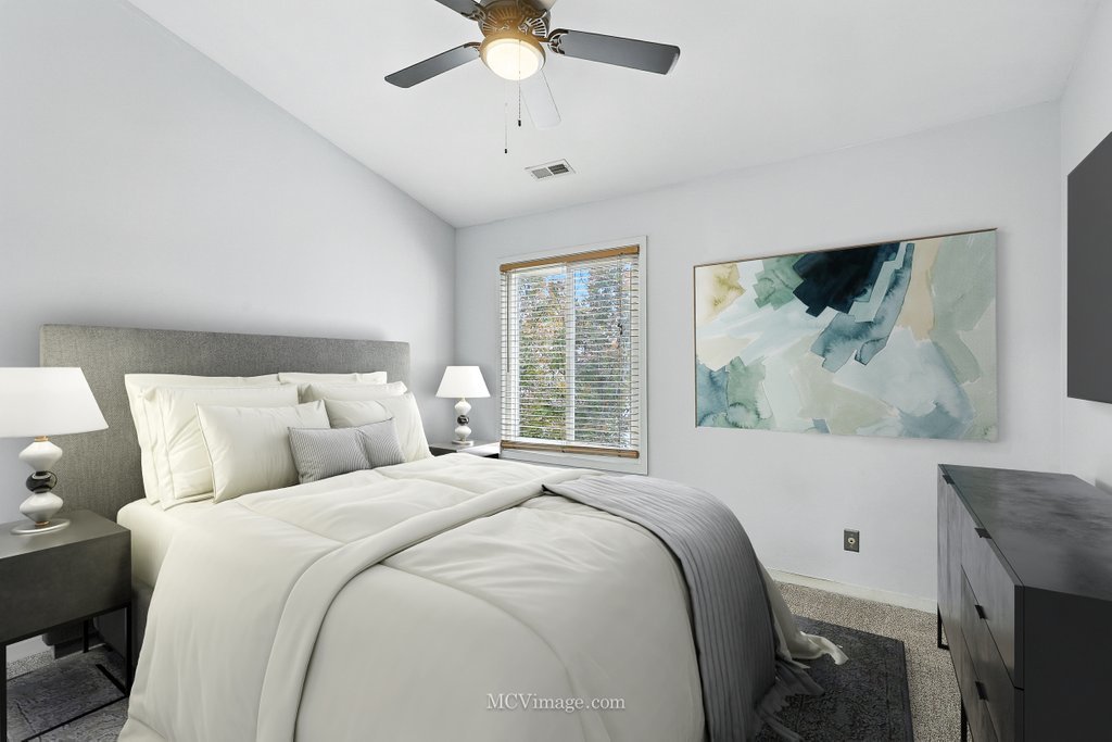 2486 Brunswick Circle #A2, Woodridge, IL 60517