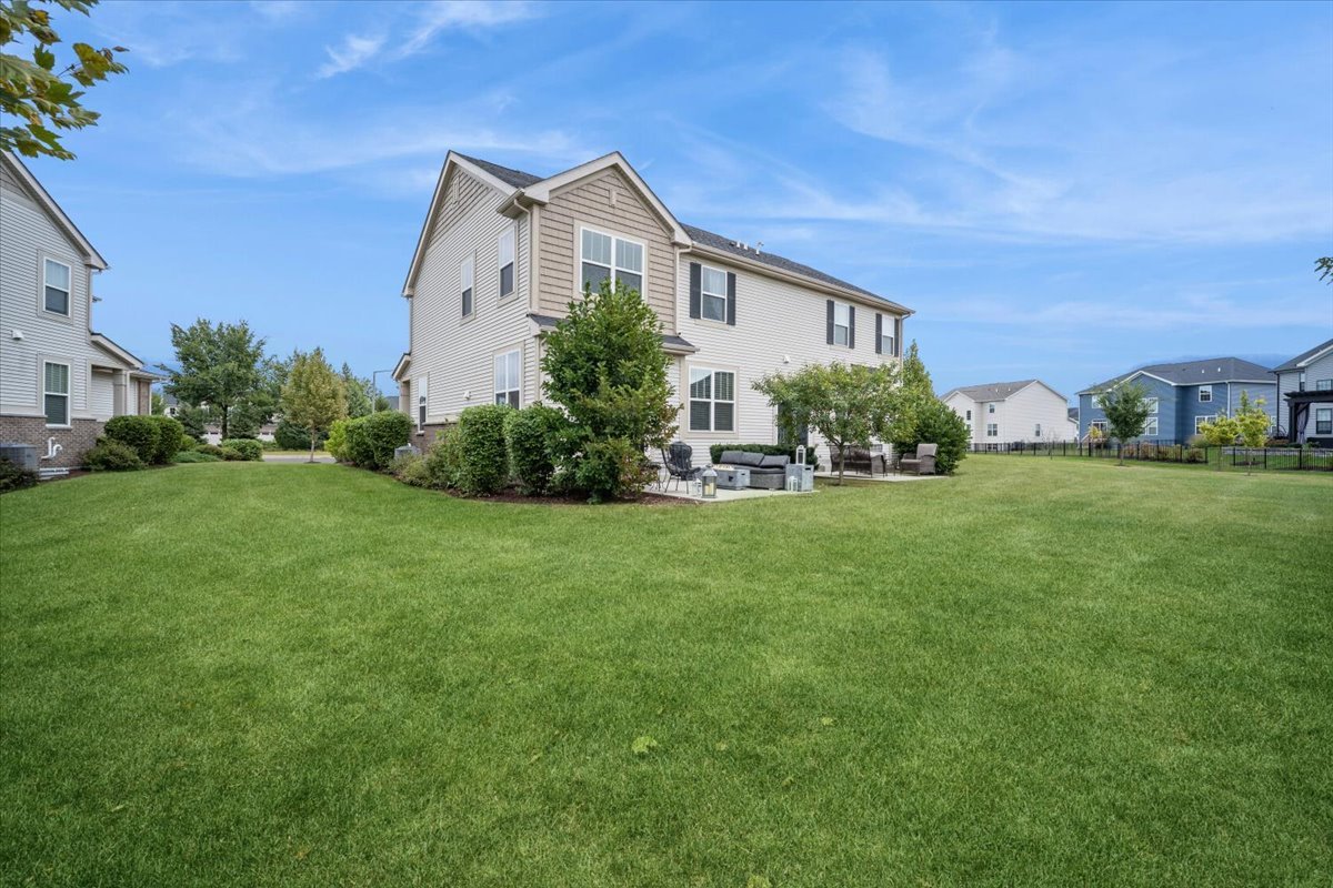 26543 W Countryside Lane, Plainfield, IL 60585