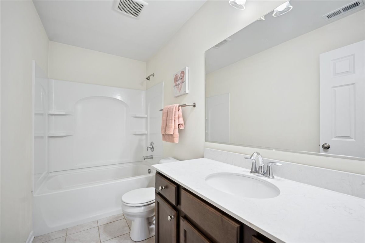 26543 W Countryside Lane, Plainfield, IL 60585