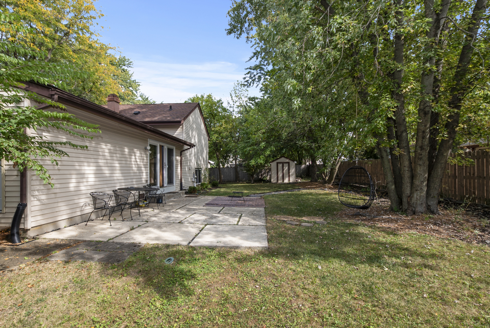 225 Kedvale Court, Bolingbrook, IL 60440