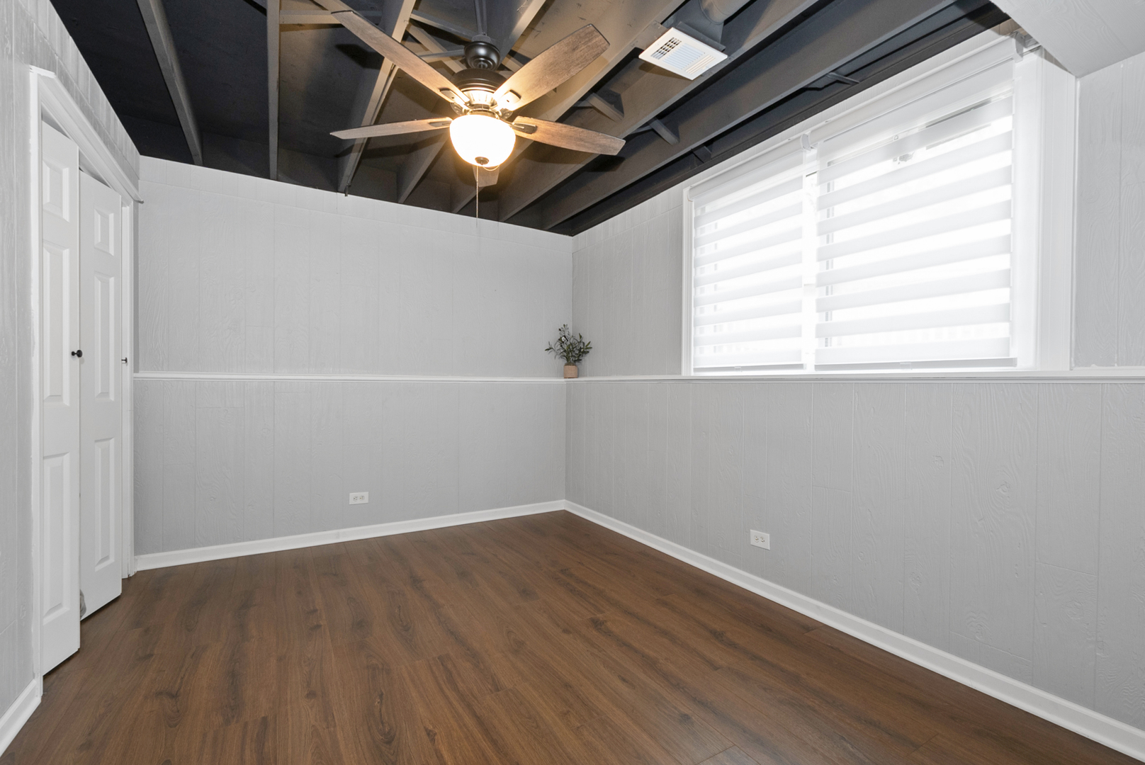 225 Kedvale Court, Bolingbrook, IL 60440