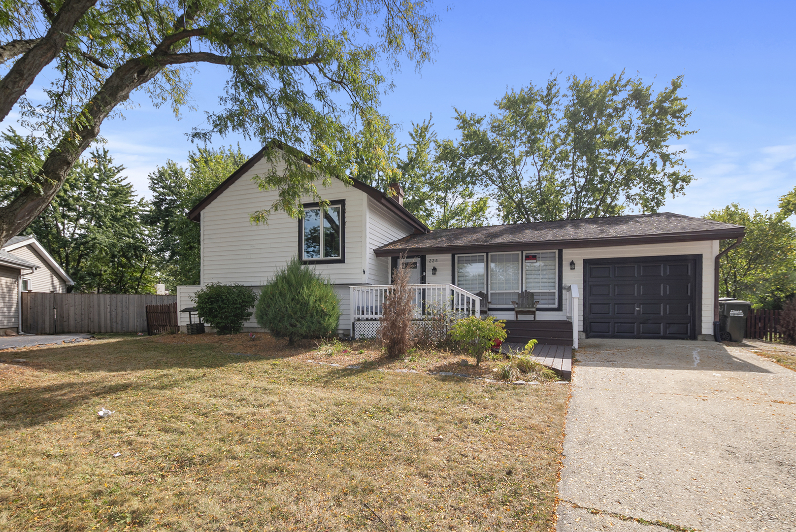 225 Kedvale Court, Bolingbrook, IL 60440