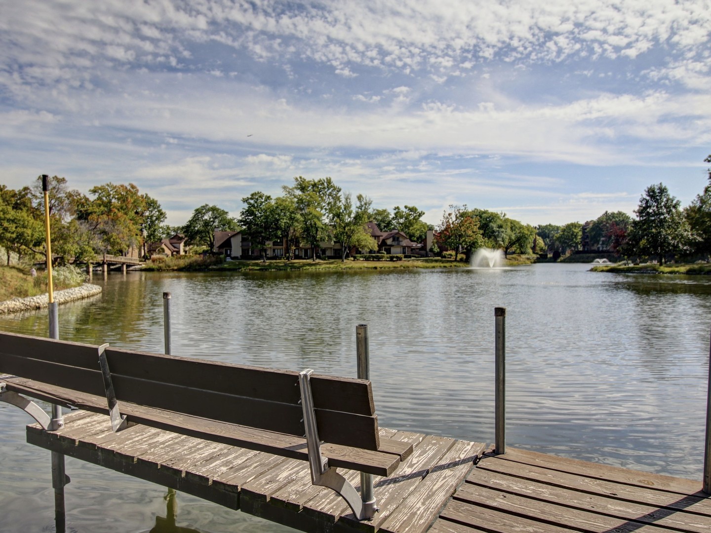 77 Lake Hinsdale Drive #103, Willowbrook, IL 60527