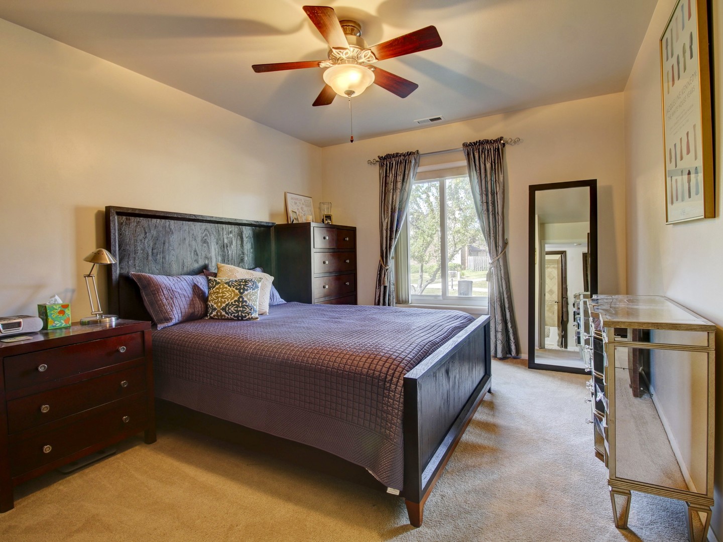 77 Lake Hinsdale Drive #103, Willowbrook, IL 60527