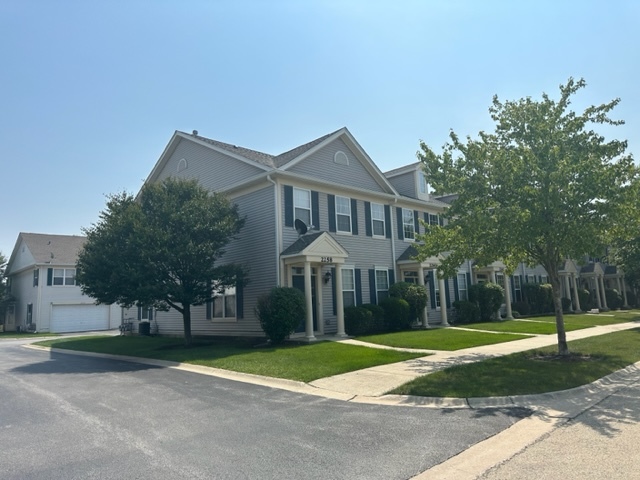 2258 Georgetown Circle #2258, Aurora, IL 60503