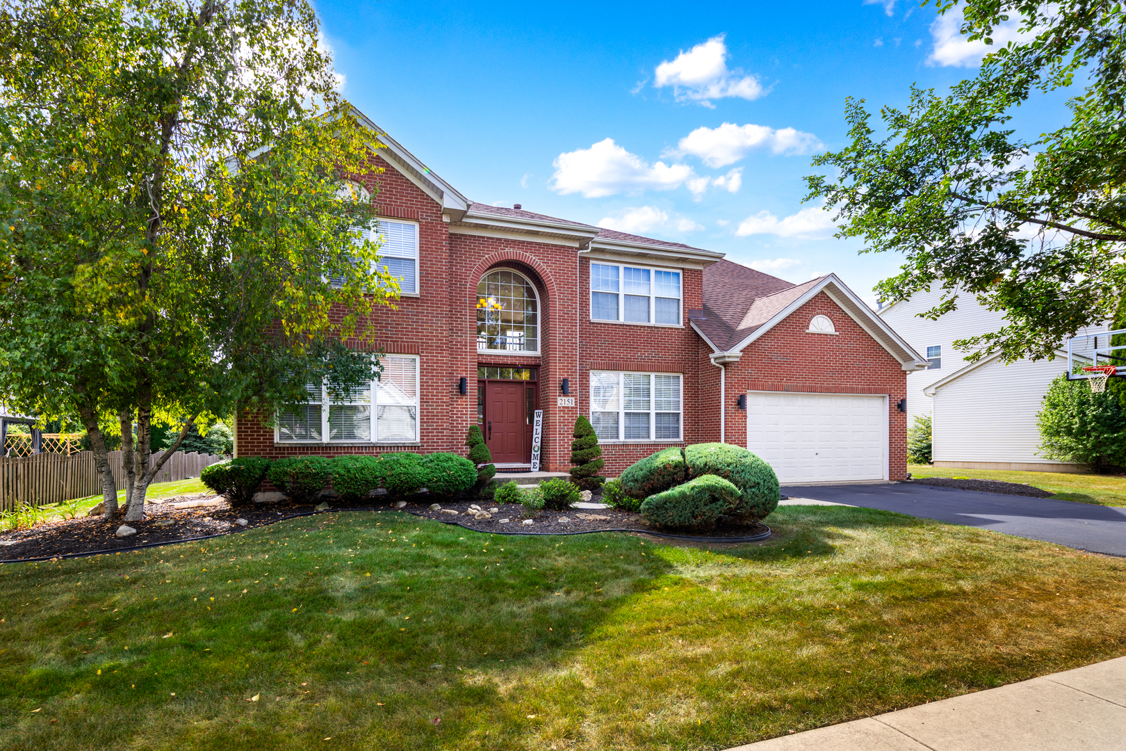 2151 KEMMERER Lane, Bolingbrook, IL 60490