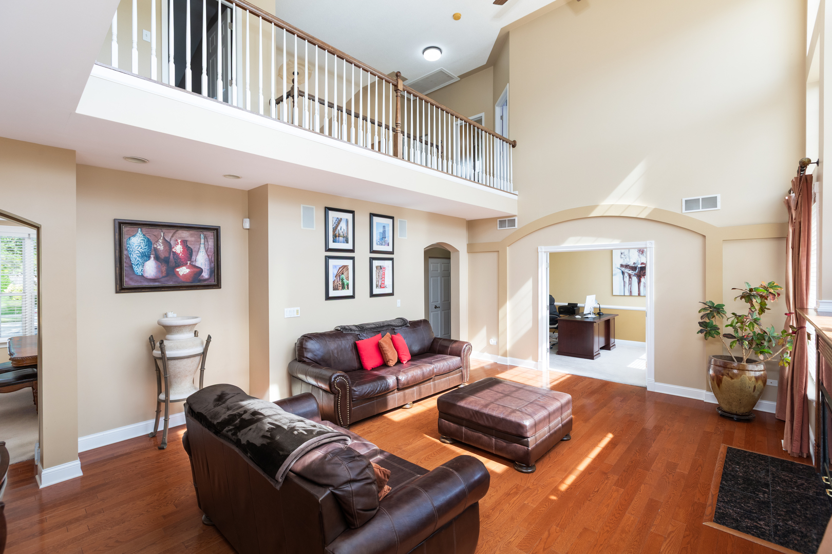 2151 KEMMERER Lane, Bolingbrook, IL 60490